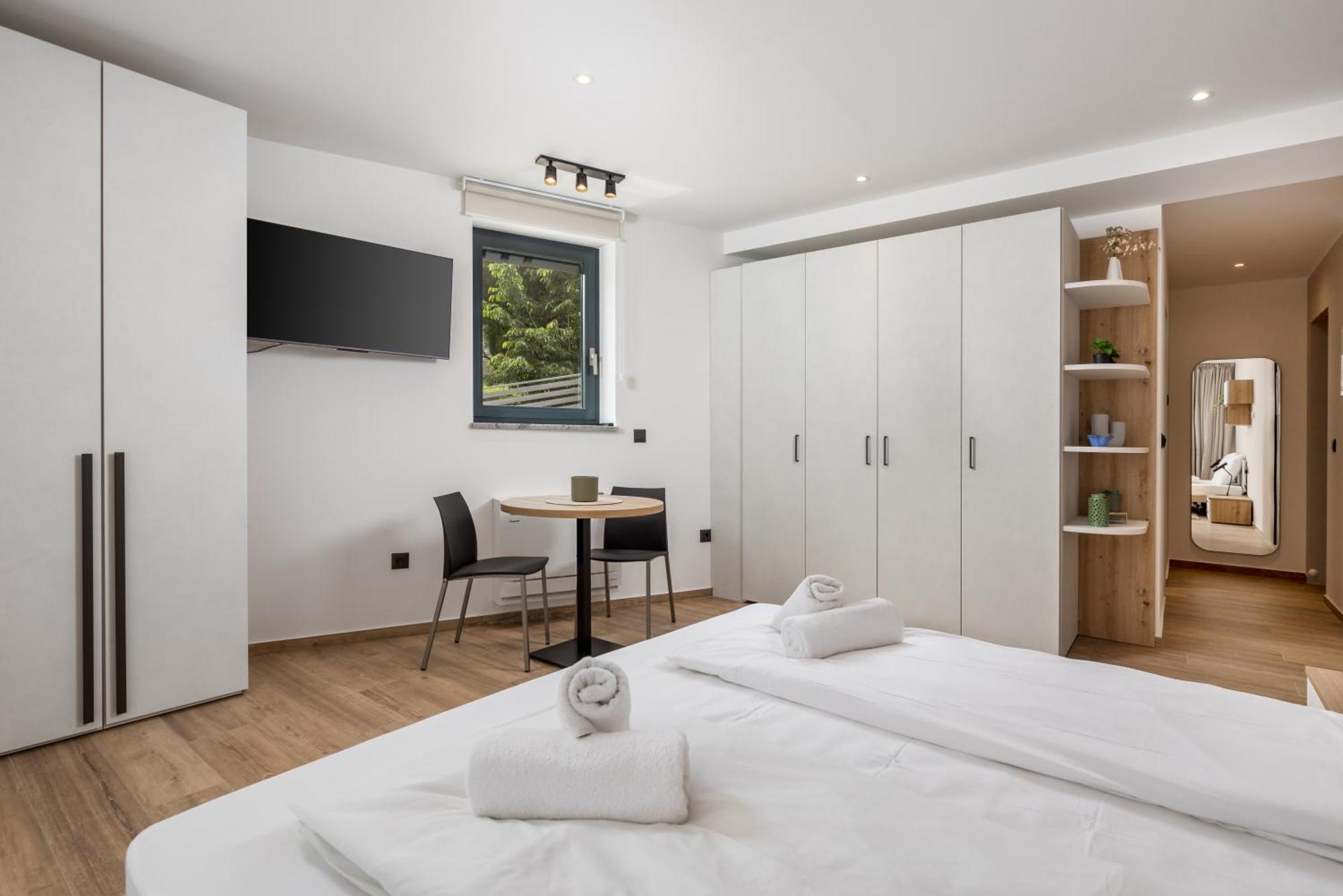 Belinda Apartments With Balcony โอปาติยา ภายนอก รูปภาพ