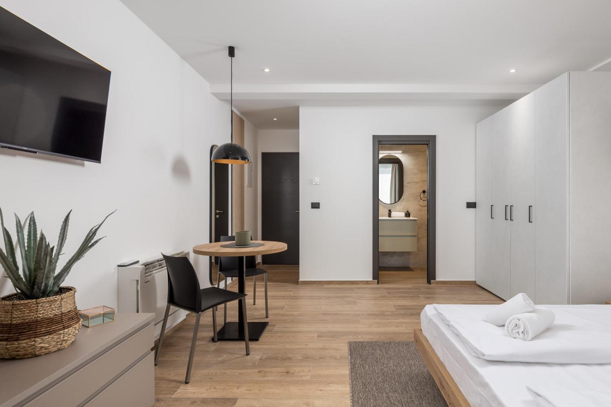 Belinda Apartments With Balcony โอปาติยา ภายนอก รูปภาพ