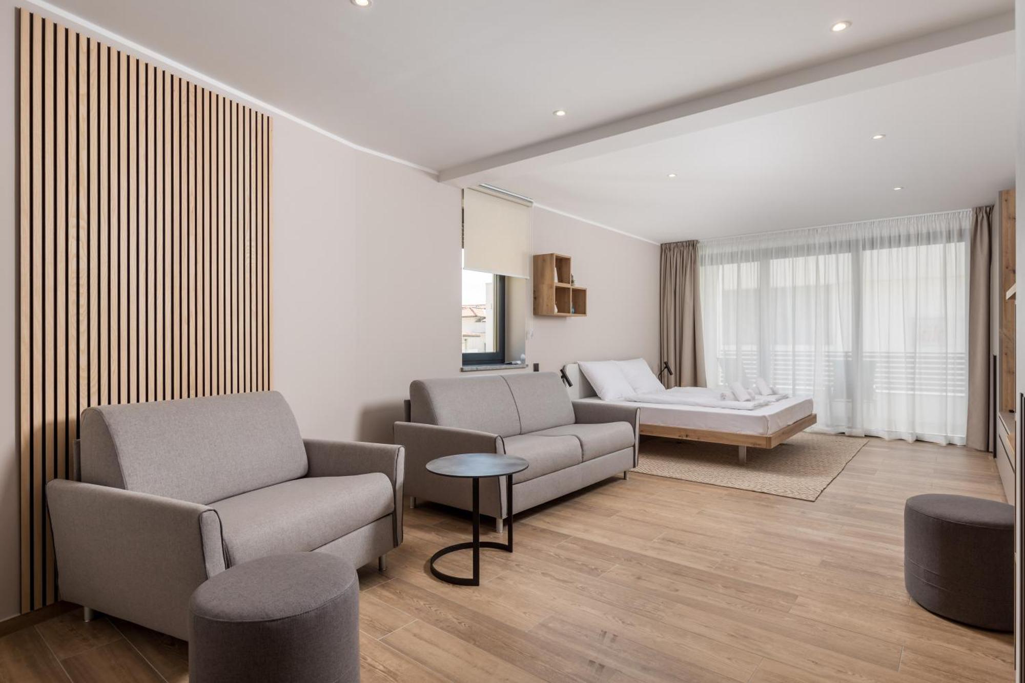 Belinda Apartments With Balcony โอปาติยา ภายนอก รูปภาพ
